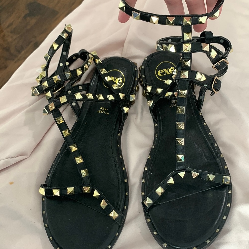 Gladiator studded sandals 3 strap